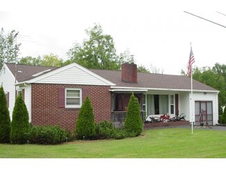20 Brookside Ave W, Apalachin, NY 13732