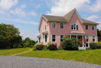 29 Legrand Ave, Tivoli, NY 12583