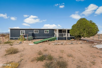 329 E Trotter Ave, Mojave, CA 93501