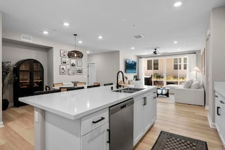 7902 Belluno Way, San Diego, CA 92126