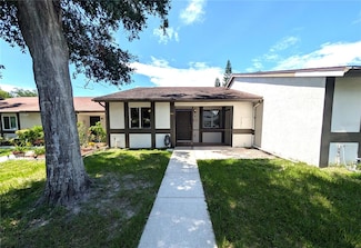 2275 Alden Ln Unit E, Palm Harbor, FL 34683