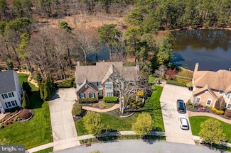 12 Regency Dr, Voorhees, NJ 08043