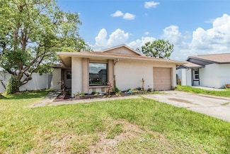 5115 Stonehaven Ct, Tampa, FL 33624