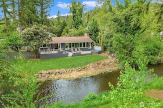 501 SE Sycamore Place, Issaquah, WA 98027