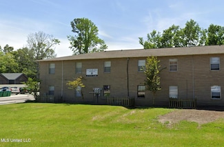 318 Porter Ave Unit 203, Ocean Springs, MS 39564
