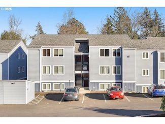 47 Eagle Crest Dr Unit 4, Lake Oswego, OR 97035