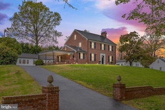 1702 Franklin St, Fredericksburg, VA 22401