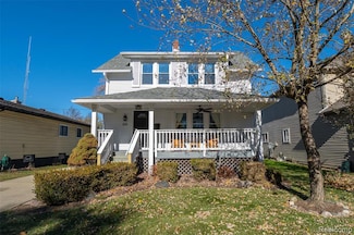 2330 Rosemont Rd, Berkley, MI 48072