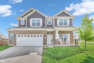 2261 Shadow Trace Way, Greenwood, IN 46143