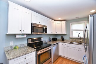 14 Scenic Ave, Salem, MA 01970