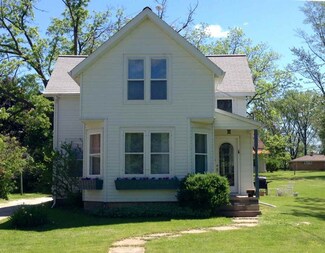 426 Lake St, Green Lake, WI 54941