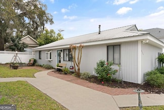 509 Atlantic Dr, Saint Simons Island, GA 31522