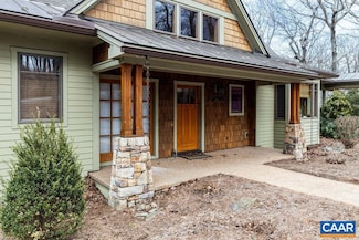 625 Fawn Ridge Dr, Roseland, VA 22967