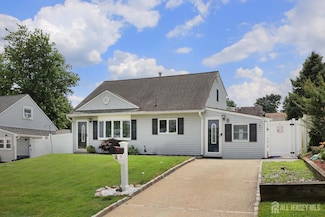 26 Birch Terrace, Parlin, NJ 08859