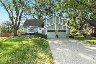 10615 W 48th St, Shawnee, KS 66203