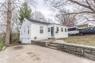517 S Evanston Ave, Independence, MO 64053