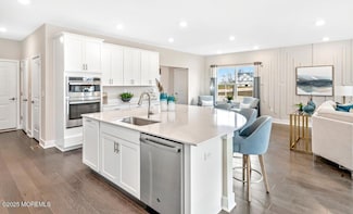 3101 Aviator Ave, Marlboro, NJ 07746