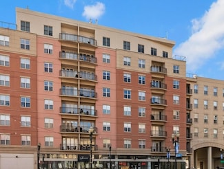 50 S Grove Ave Unit 510, Elgin, IL 60120