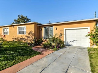 4700 Mineola St, Bradenton, FL 34207