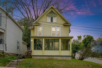 2071 N Main St, Dubuque, IA 52001