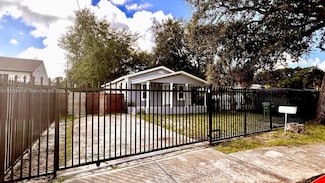 2260 NW 91st St Unit B, Miami, FL 33147