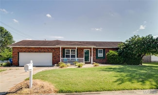104 Chouteau Trace Pkwy, Granite City, IL 62040