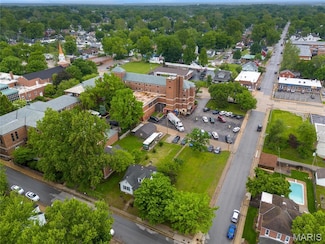 702 Jackson St, Unincorporated, MO 63301