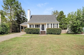 1712 Carriage Cove Ln, Winston Salem, NC 27127