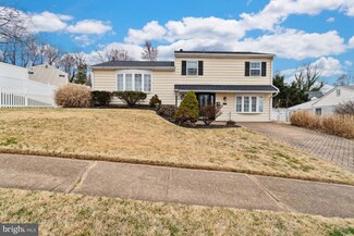 1106 Plover Dr, Halethorpe, MD 21227