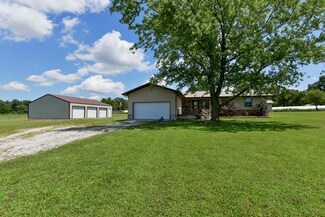 20490 Lawrence 1020, Pierce City, MO 65723