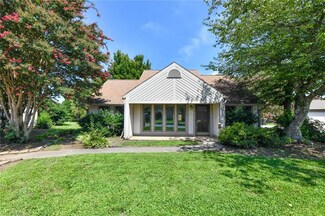4207 Sunburst Dr, High Point, NC 27265