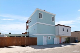 123 Windward Dr, Port Isabel, TX 78578