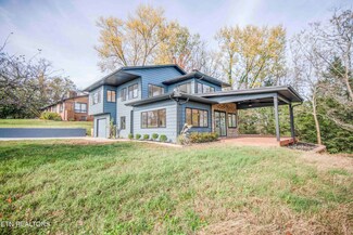 527 View Park Dr, Knoxville, TN 37920
