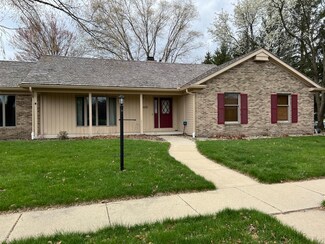 1605 E Mumford Dr, Urbana, IL 61802
