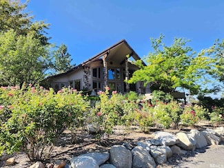 1220 Quail Ridge Rd, Gardnerville, NV 89460