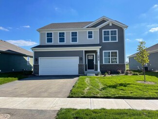 10441 Blaine St, Crown Point, IN 46307