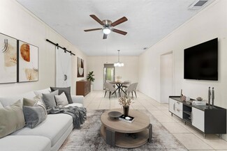 4621 NW 4th St, Miami, FL 33126