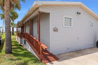 575 Sand Dollar Dr, Port Isabel, TX 78578