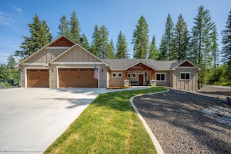 80 Parkland Dr, Blanchard, ID 83804