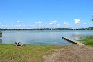 1810 Pineway Ct, Mount Dora, FL 32757