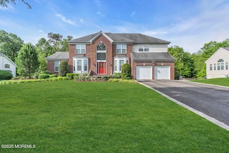 12 Emily Rd, Manalapan, NJ 07726
