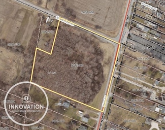 7502 River Rd, Cottrellville, MI 48039