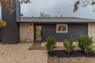 12811 Copper Cliff Ave Unit B, Austin, TX 78727