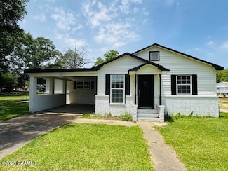 219 Pecan Rd, Church Point, LA 70525
