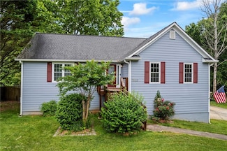 7920 Silversmith Dr, Cumming, GA 30028