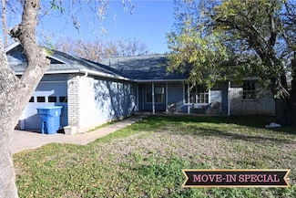 817 Lexington Rd Unit A, Elgin, TX 78621