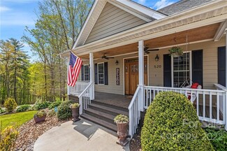 520 Oak Ln, Mars Hill, NC 28754