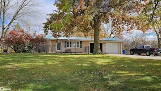 802 Spring St, Hedrick, IA 52563