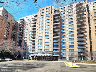 2451 Midtown Ave Unit 219, Alexandria, VA 22303