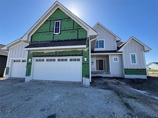 4668 178th St, Urbandale, IA 50323